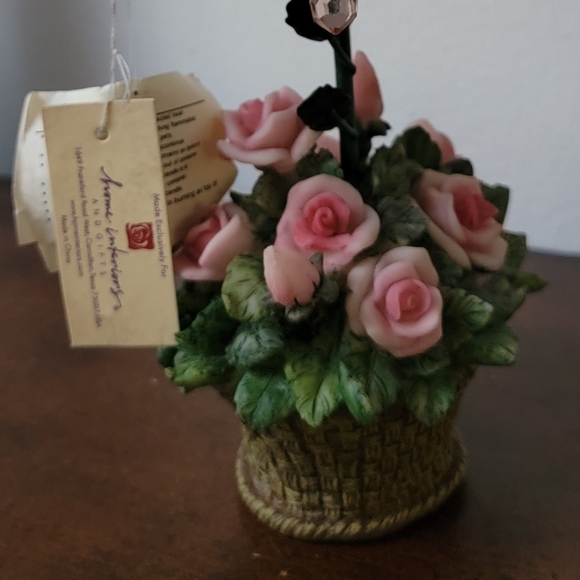 🌸Beautiful Roses tea candle holder! Love it! - Picture 9 of 12